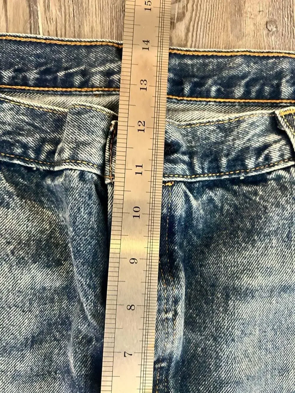 Levi's 501 Original Fit Jeans 42x32 - Picture 3 of 8